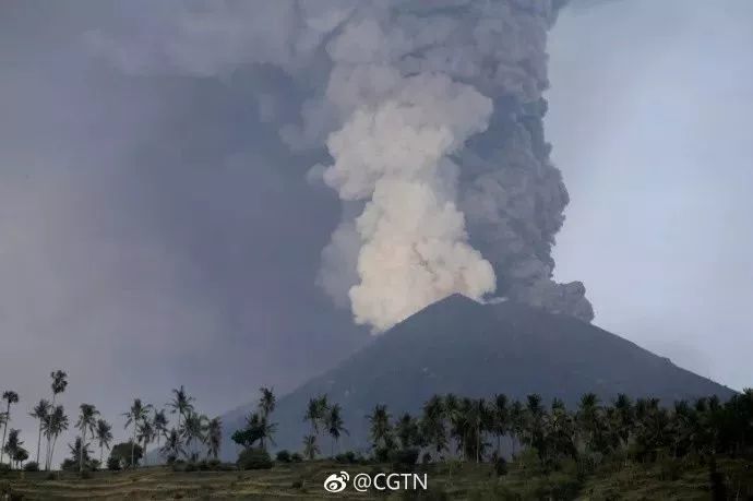 印尼火山喷发后的中国游客滞留，影响及应对策略